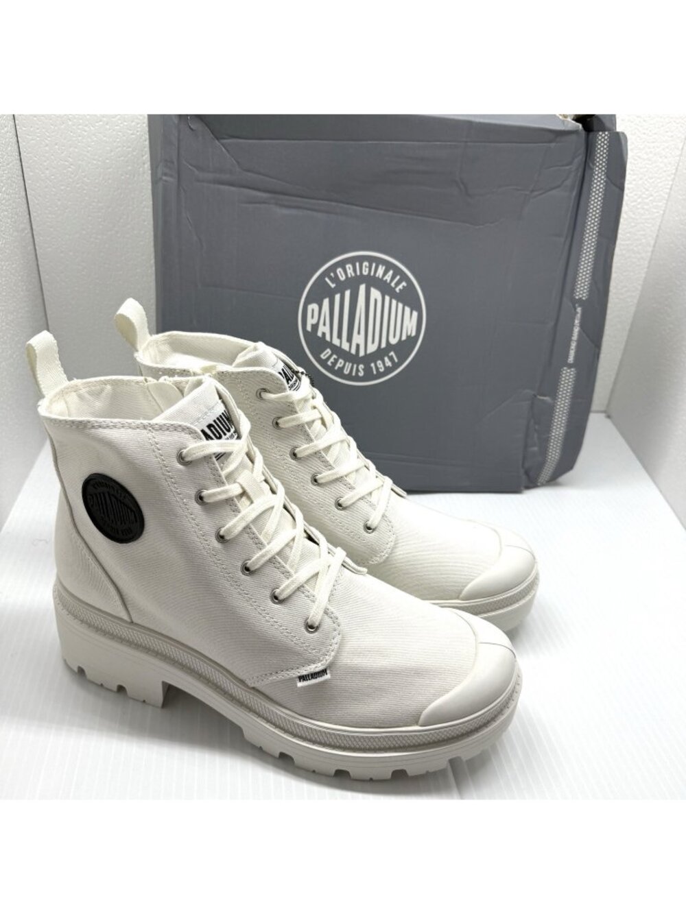 Palladium Pallabase Twill Boots Womens 10 White Platform Combat Lug Sole